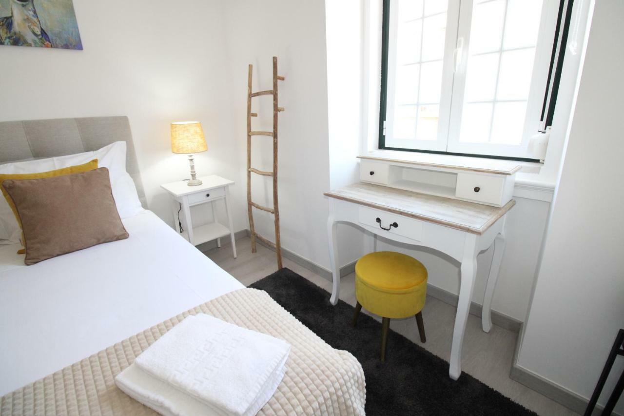 Apartamento Moderno Nas Olaias A 5 Minutos Da Faculdade Isel E Ist Lissabon Buitenkant foto